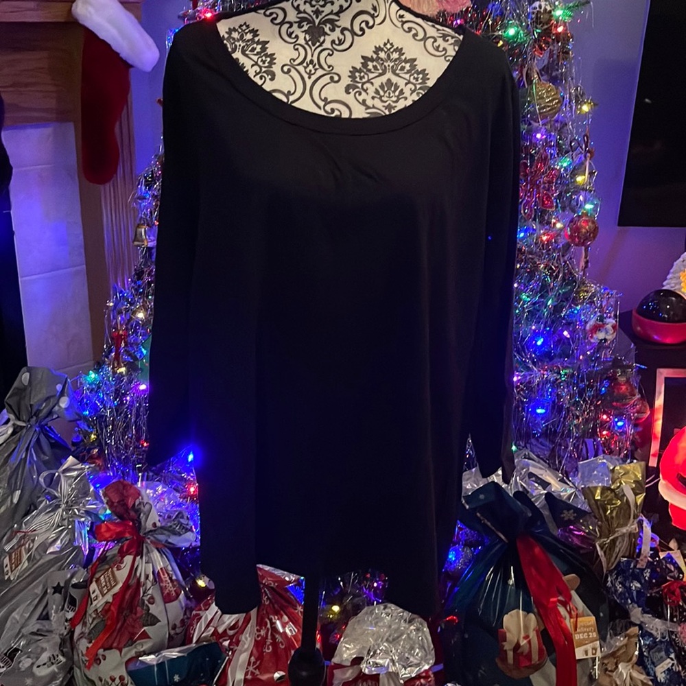 💗3/$12💗 Plus Size Skinnygirl Black Top NWOT